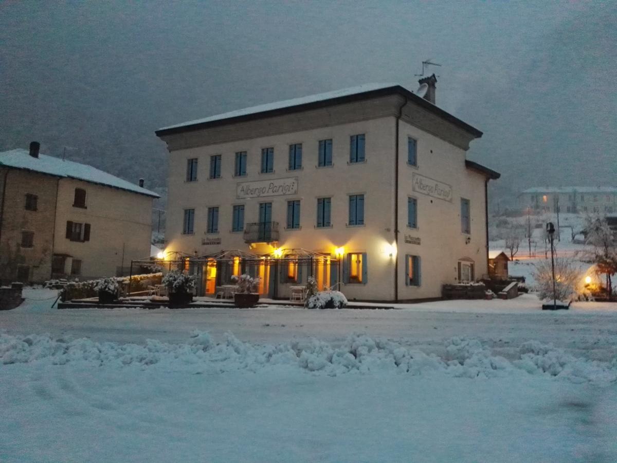 Albergo Parigi Arsie Exterior foto